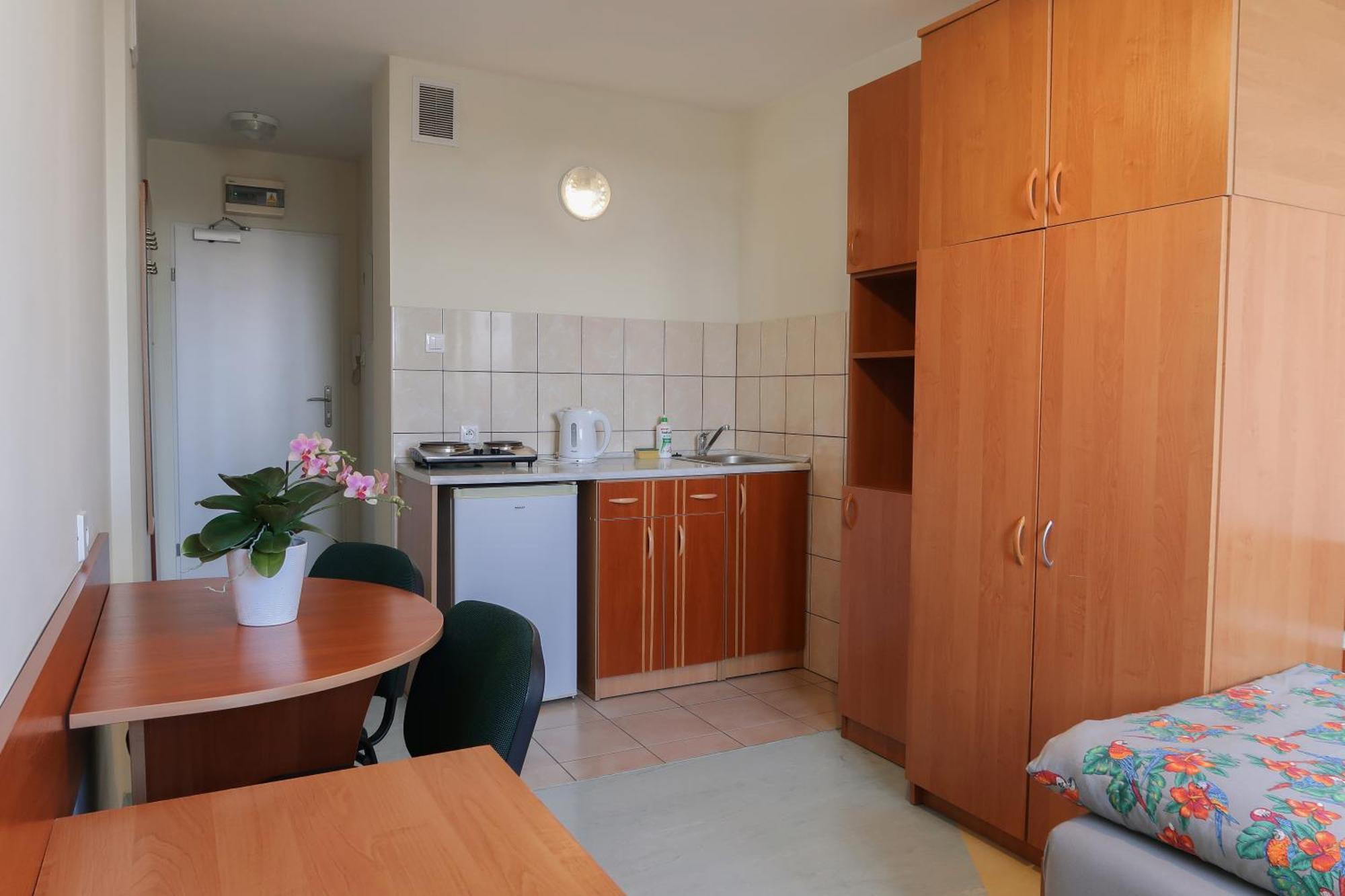 Auberge de jeunesse Dom Studencki Raj à Wrocław Extérieur photo