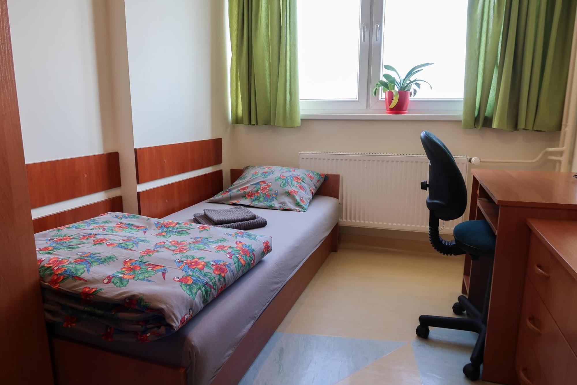 Auberge de jeunesse Dom Studencki Raj à Wrocław Extérieur photo