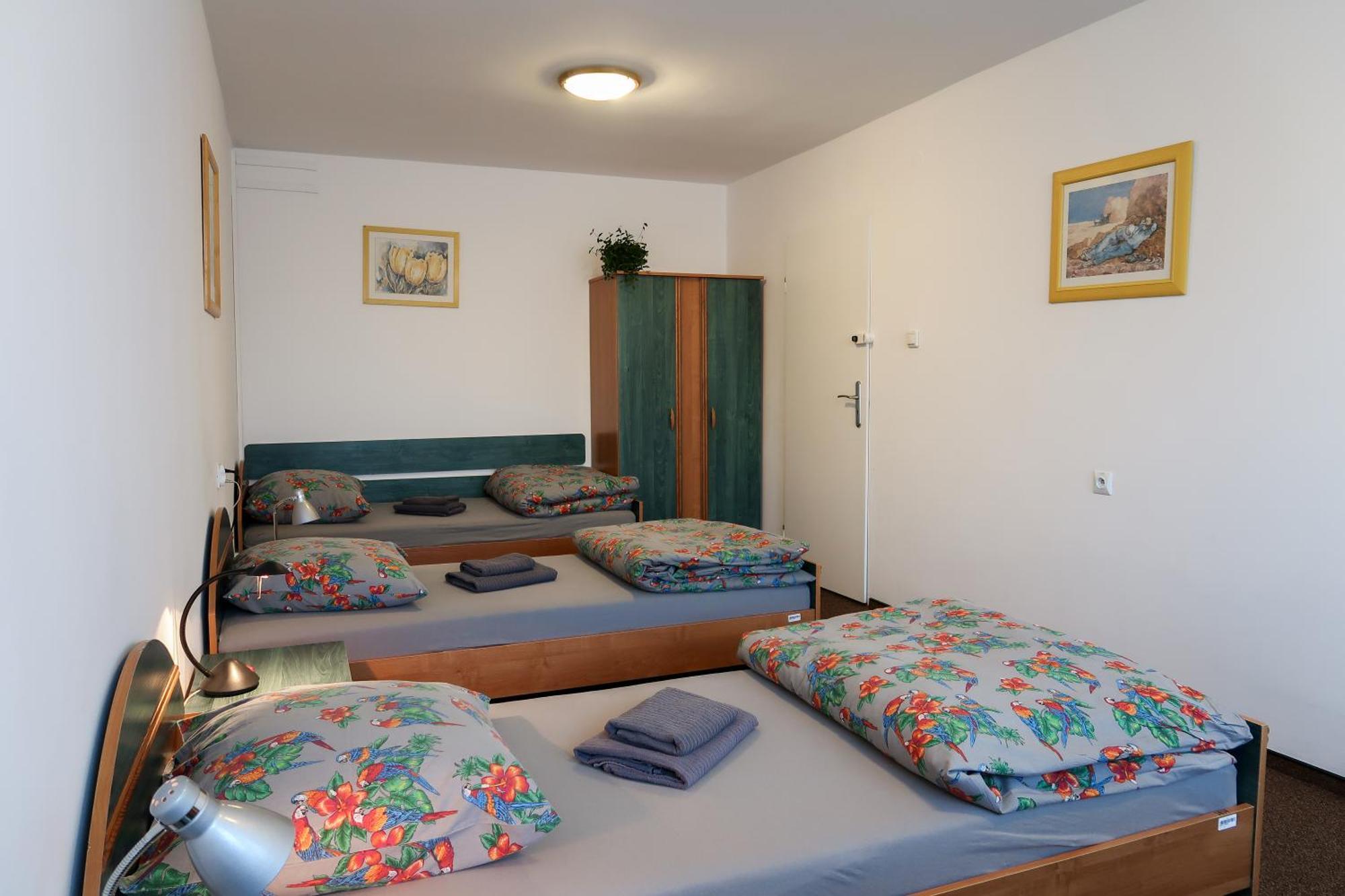 Auberge de jeunesse Dom Studencki Raj à Wrocław Extérieur photo